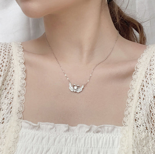 Couronne Royale Pendant